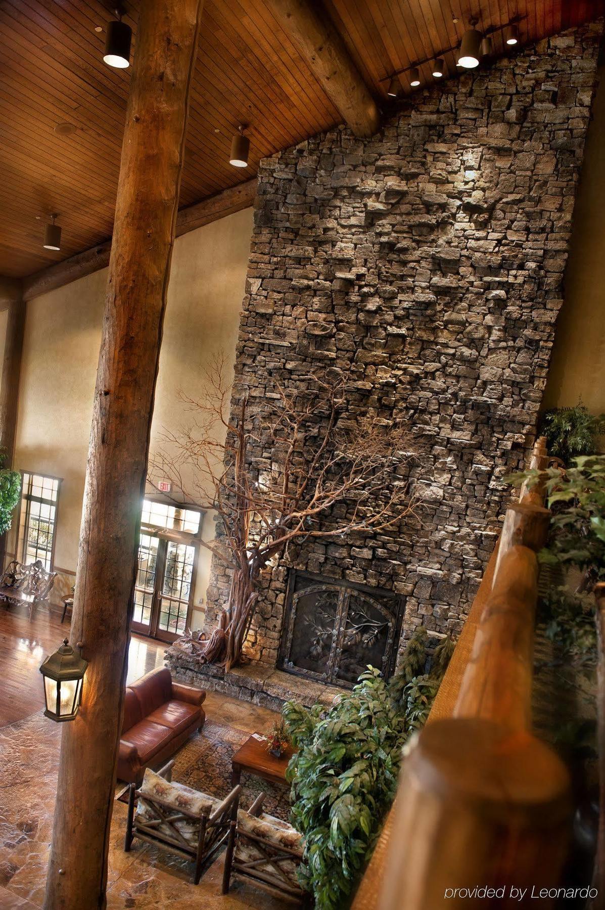 The Keeter Center At College Of The Ozarks Apartment Hollister ภายนอก รูปภาพ
