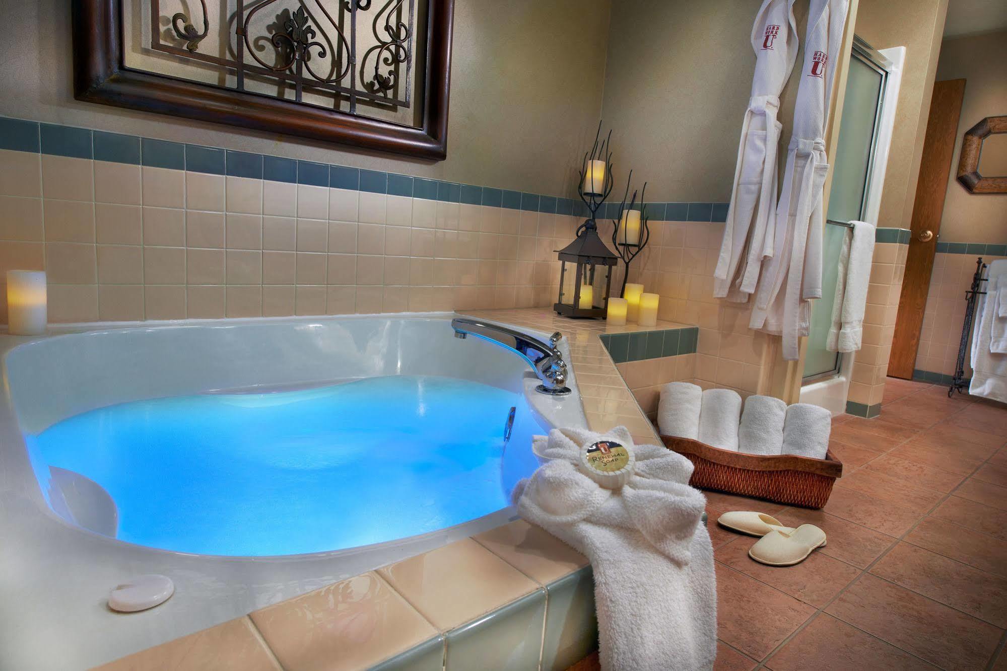 The Keeter Center At College Of The Ozarks Apartment Hollister ภายนอก รูปภาพ
